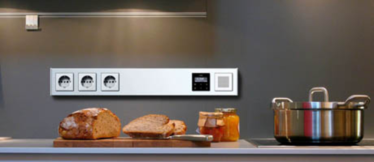 Gira Profil 55 bei Stotz Elektro-u. Sicherheitstechnik GmbH & Co. KG in Felsberg