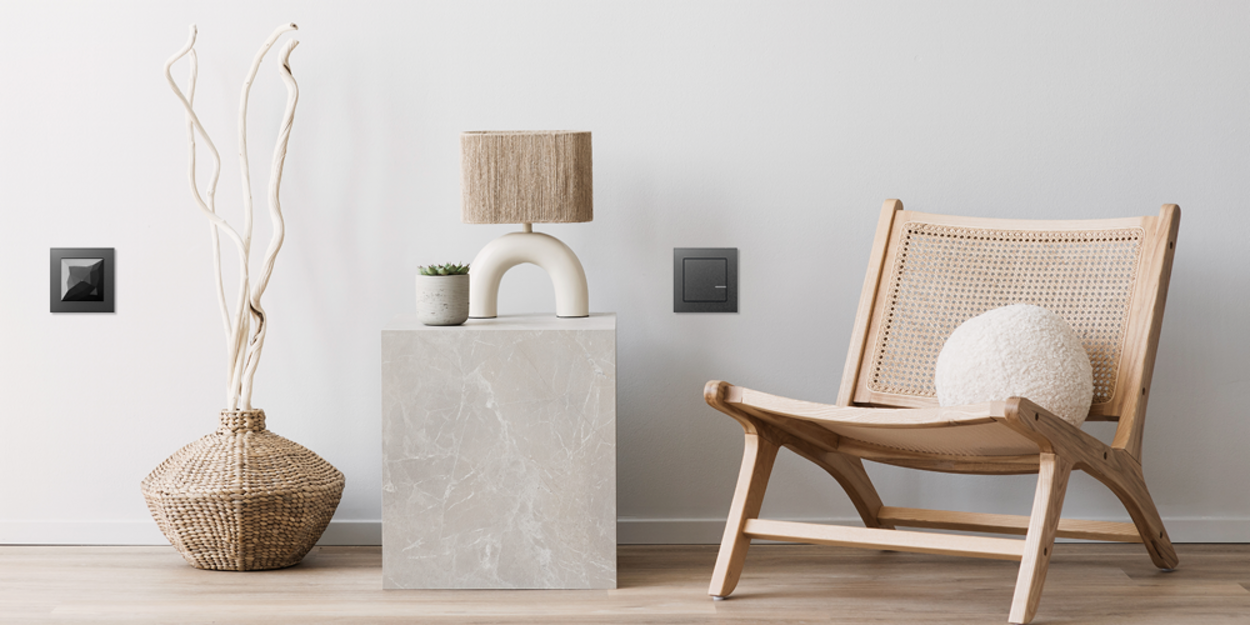 Smarte Schalterprogramme bei Stotz Elektro-u. Sicherheitstechnik GmbH & Co. KG in Felsberg